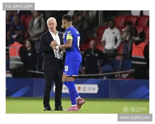 德尚谈姆巴佩落选法国名单:他的情况仍不明确,我们不会冒险