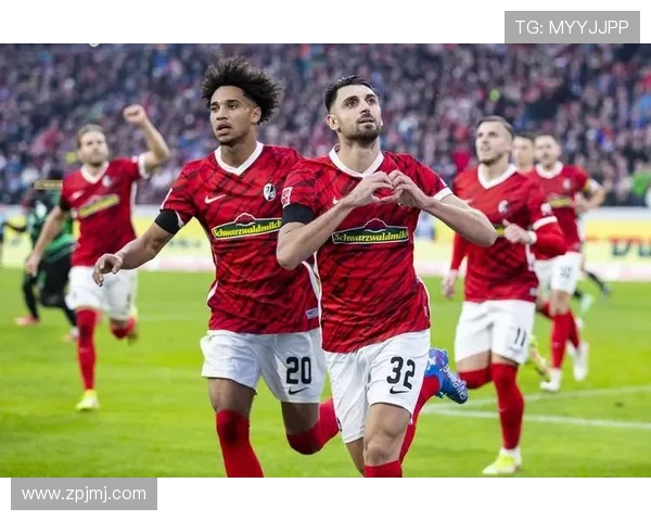 拜仁弗赖堡之战关乎德甲欧冠席